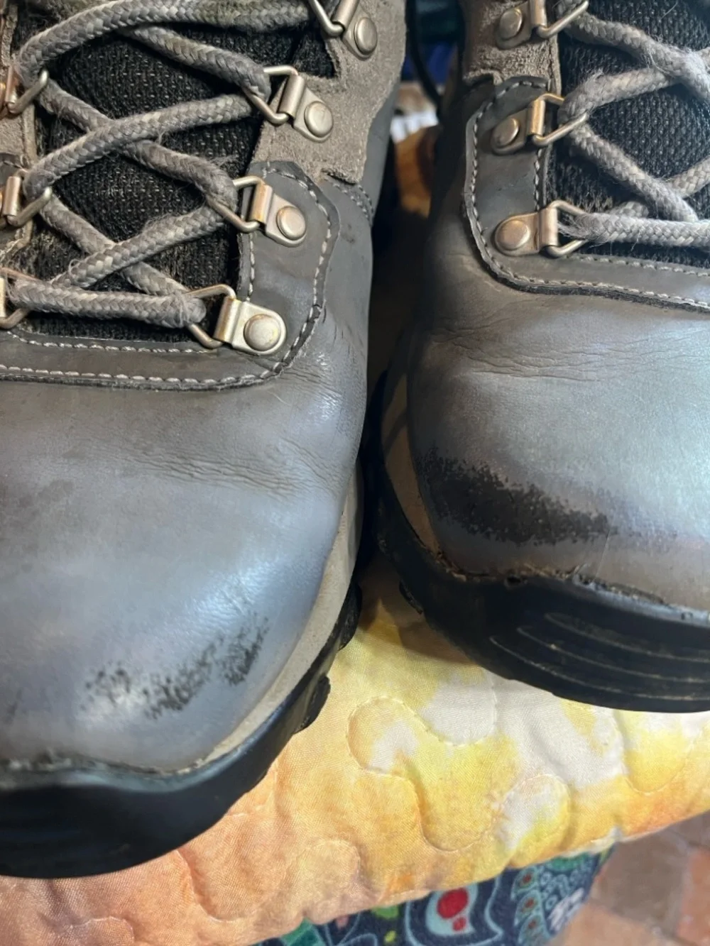 Columbia size 9 men’s hiking boots waterproof - Picture 11 of 11